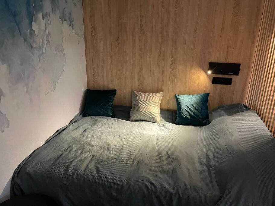 Blue River Apartment - ヴロツワフ エクステリア 写真